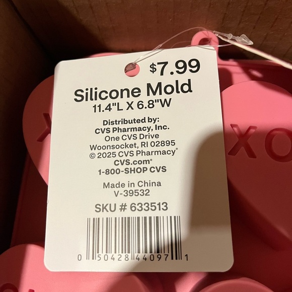 Heart Themed Baking Set NWT - Picture 8 of 16